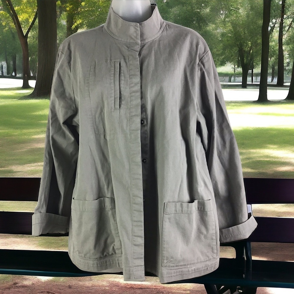 Eileen Fisher Taupe Twill Snap Front Chore Jacket Women’s Medium Stand Up Collar
